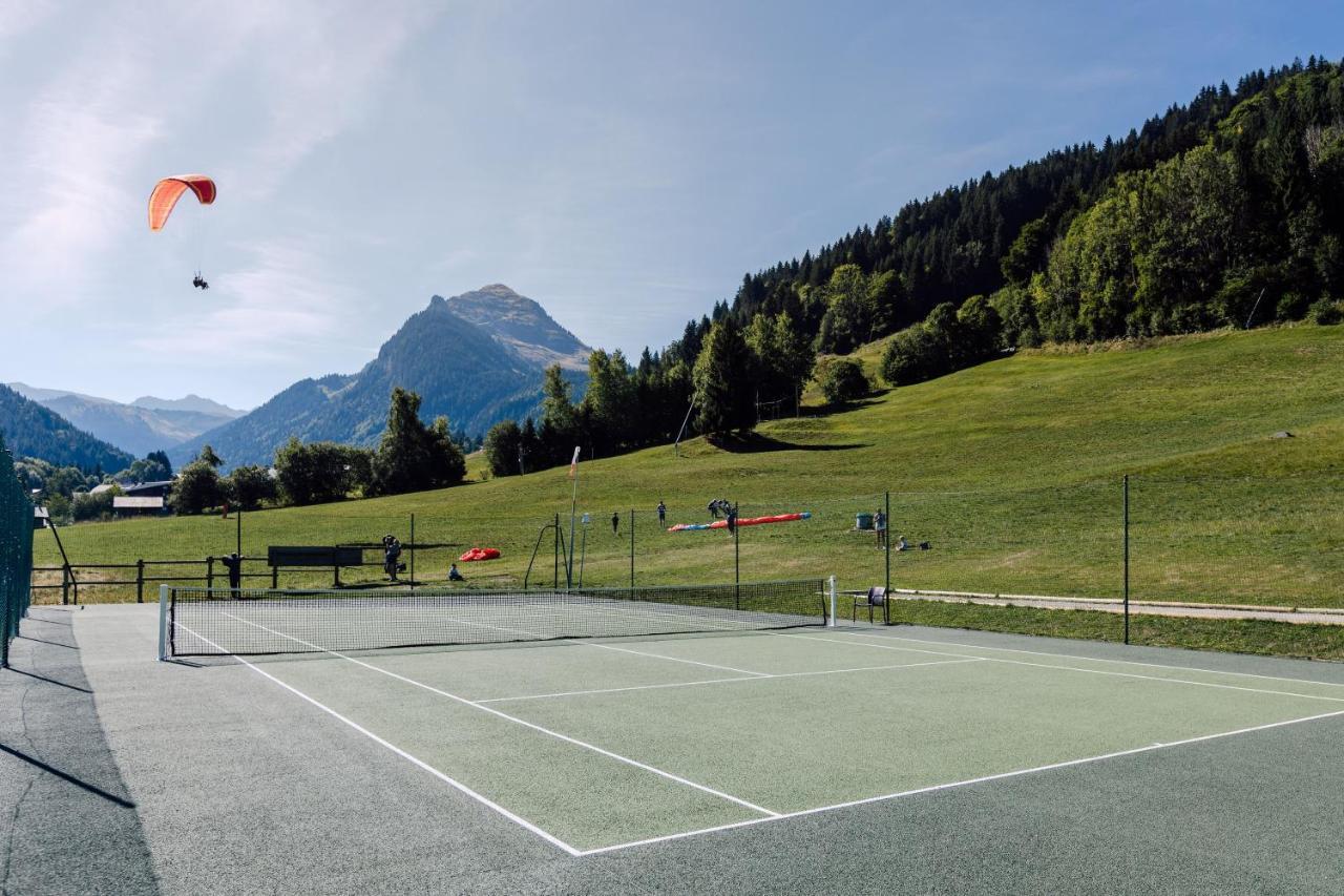 Hotel Champs Fleuris Morzine Exterior photo