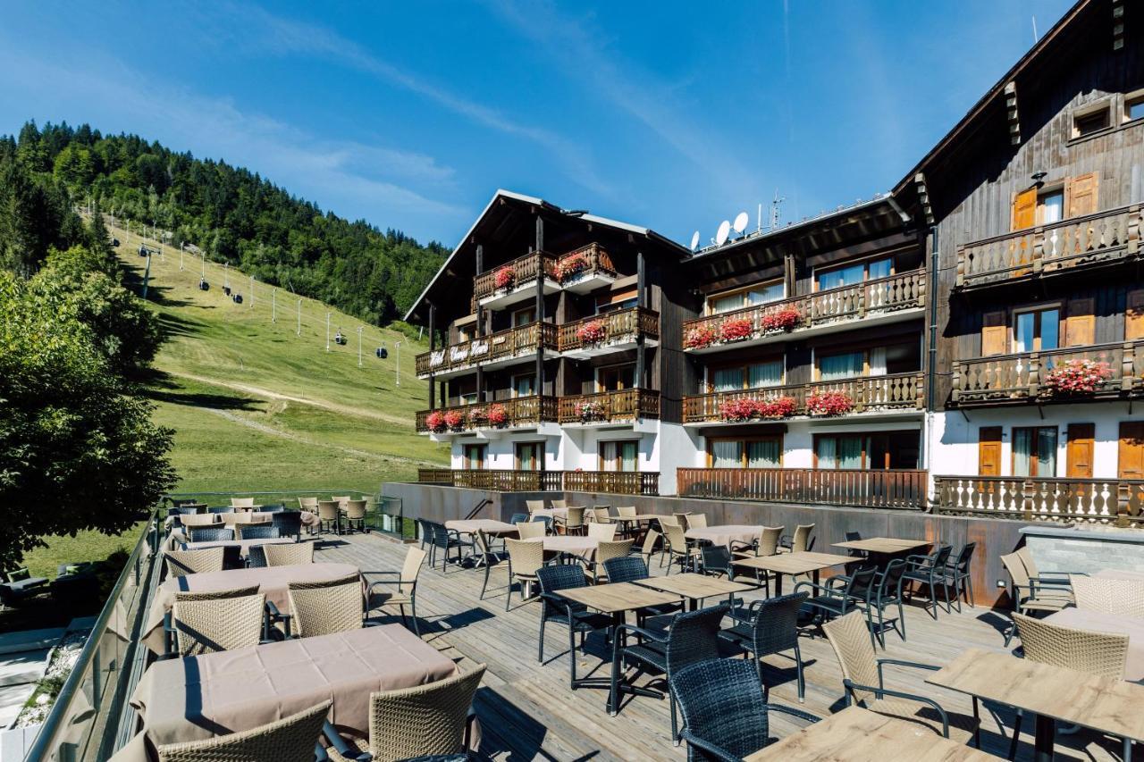 Hotel Champs Fleuris Morzine Exterior photo