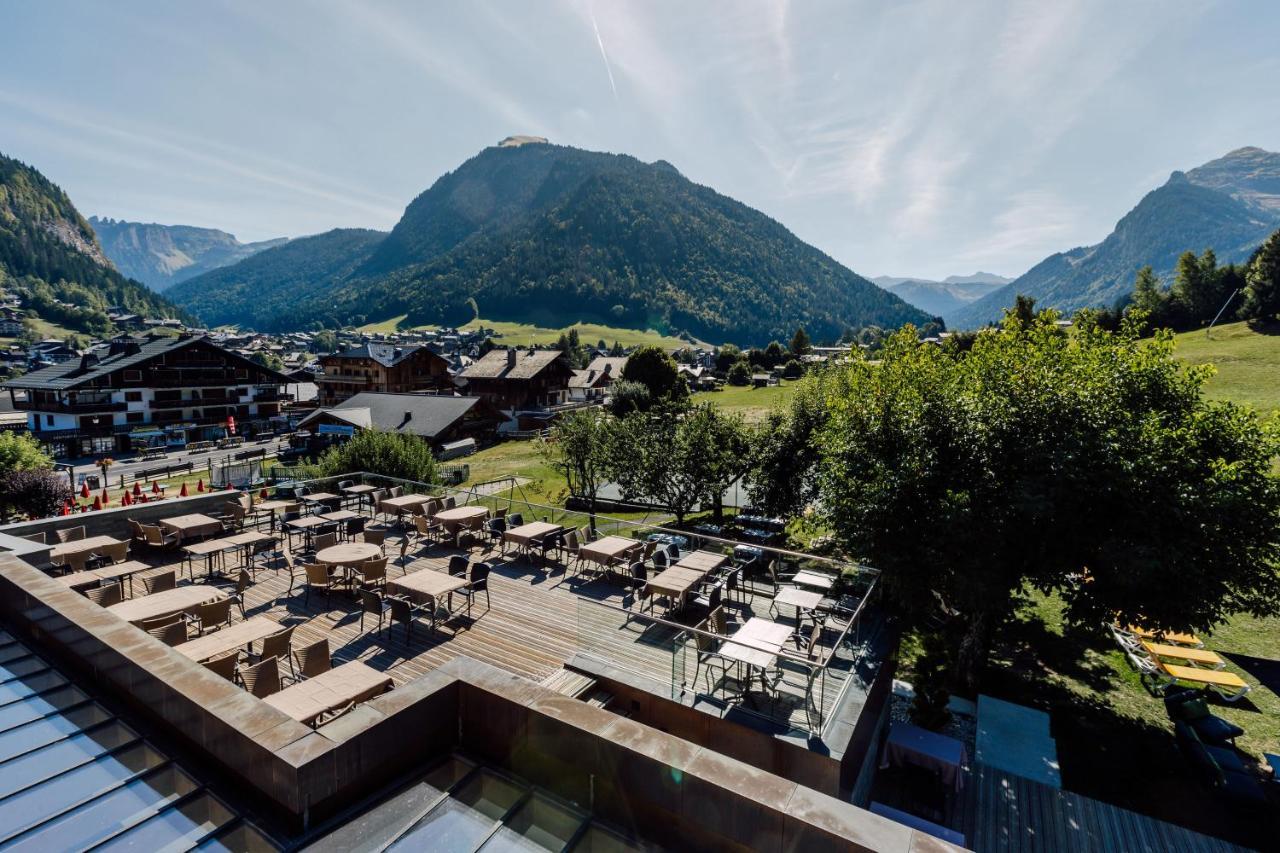 Hotel Champs Fleuris Morzine Exterior photo