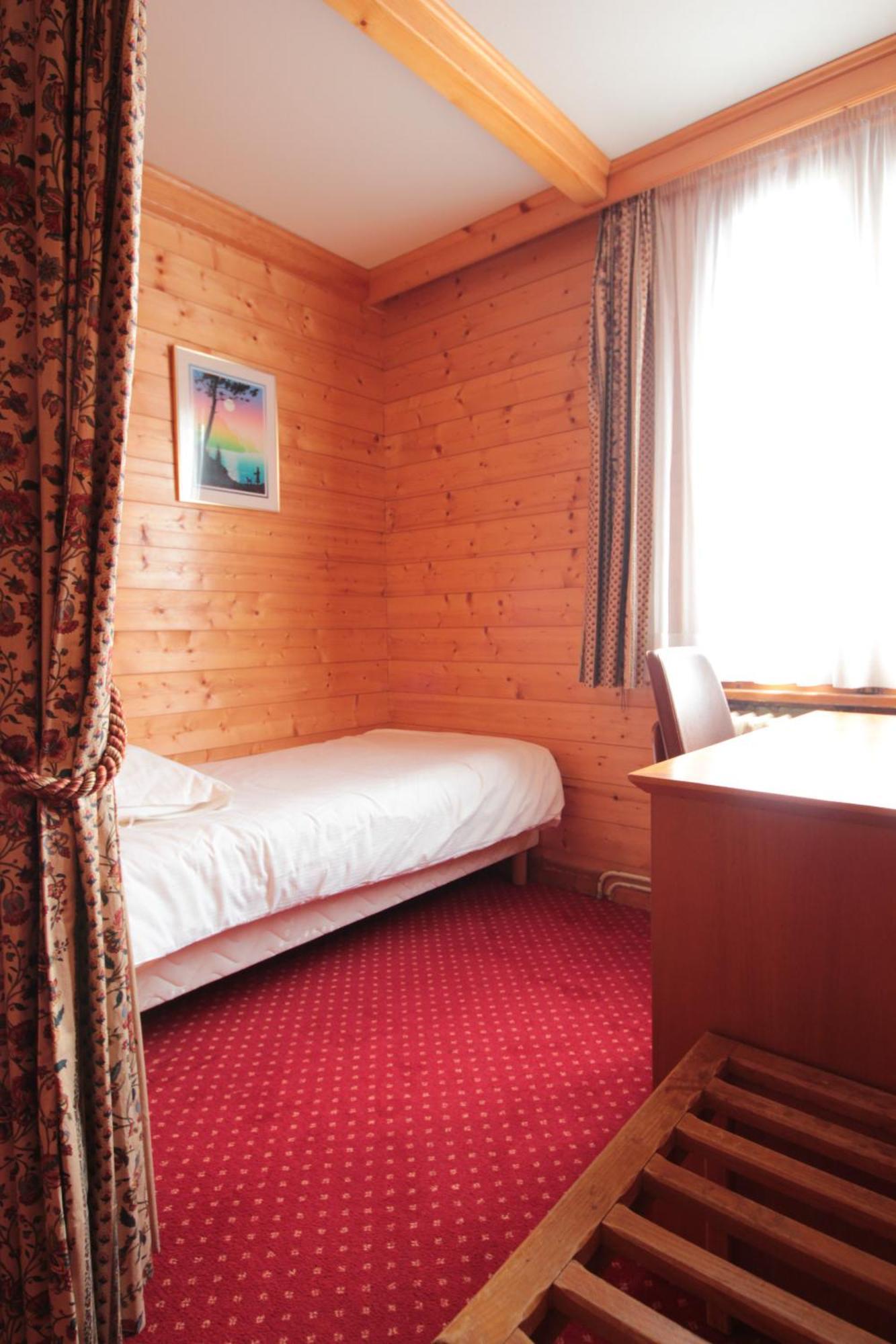 Hotel Champs Fleuris Morzine Room photo